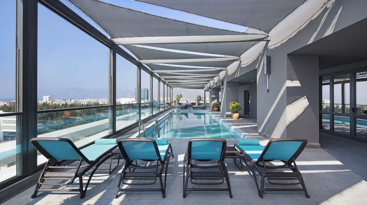 DoubleTree by Hilton Antalya City Centre Exterior