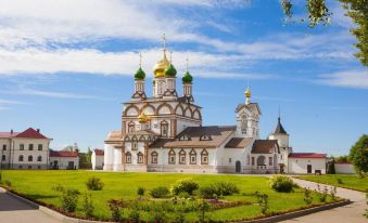 Troitse-Sergiev Varnitskiy Monastery - Hostel