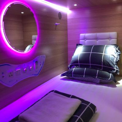 Entire 2-Queen Capsule Room 阿裕尼膠囊旅館優惠