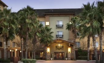 Larkspur Landing South San Francisco-An All-Suite Hotel - Housity