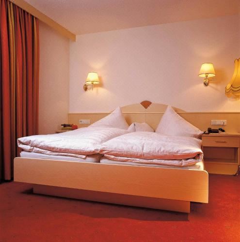 带阳台的两卧室公寓