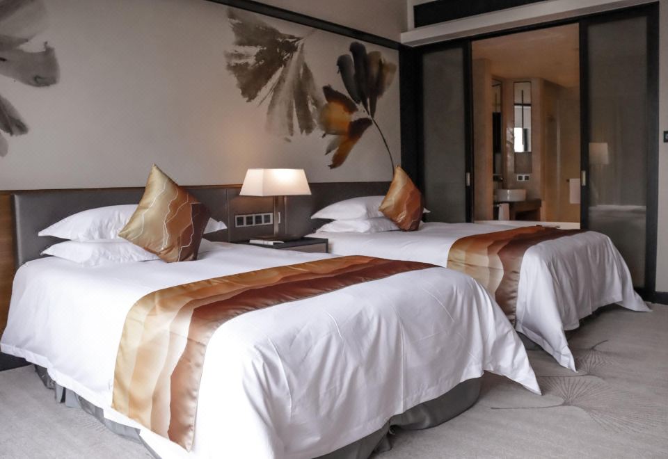 君澜西山双床房