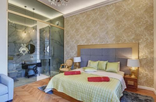 Demartini Palace Luxury Apartment