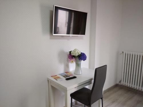 Fior&Iris Apartments One-Bedroom Apartment