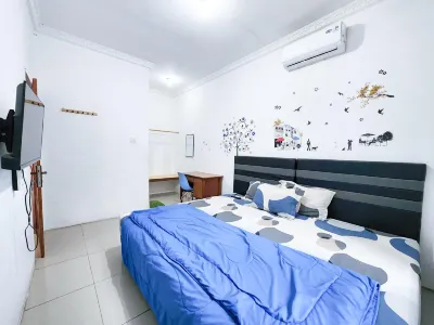 Homey Guesthouse Kertajaya (Syariah)  호텔
