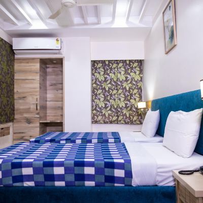 Standard Deluxe Room (AC) with Free Wifi Hotel Sagar (Pure Veg) Promo Code