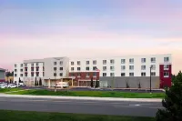 Courtyard Pullman
