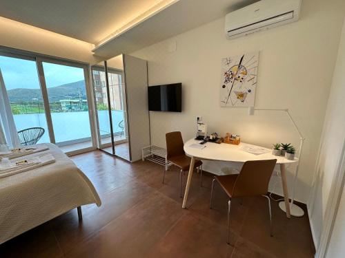 带露台的高级双人间或双床间