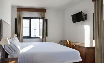 Hotel Tugasa Sierra y Cal - Housity