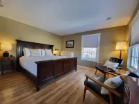 The Stowe Village Inn Hotel a 