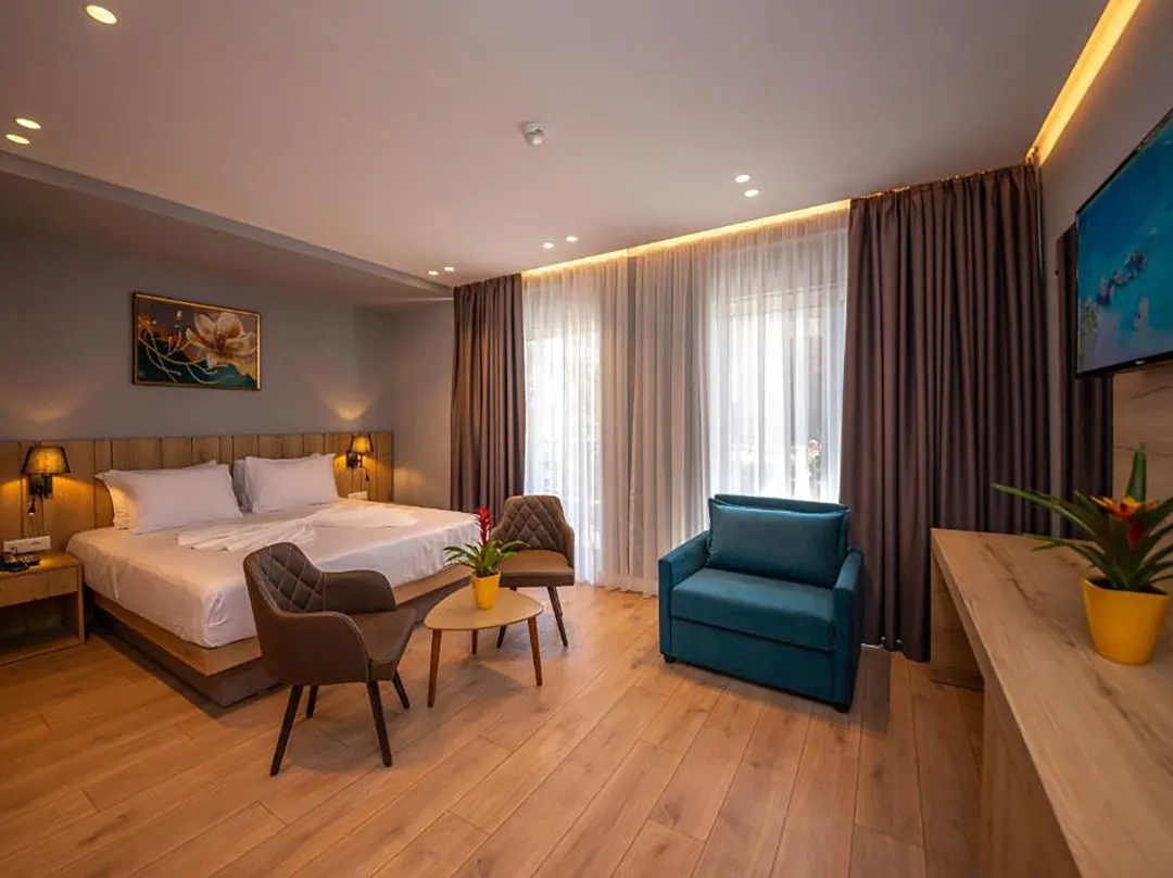 Azure Inn Hotel - Saranda