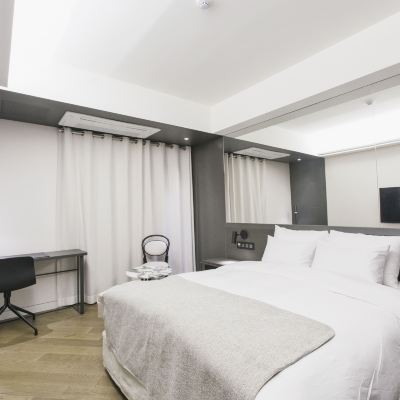 標準房 禁菸 光明JS精品飯店優惠