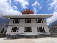 FLORET RESORT LACHUNG Hotel di 