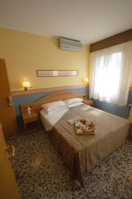 Atika & Atif - Antica Villa Graziella Venice