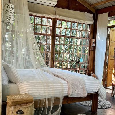 Tree House LoerieRoep Promo Code