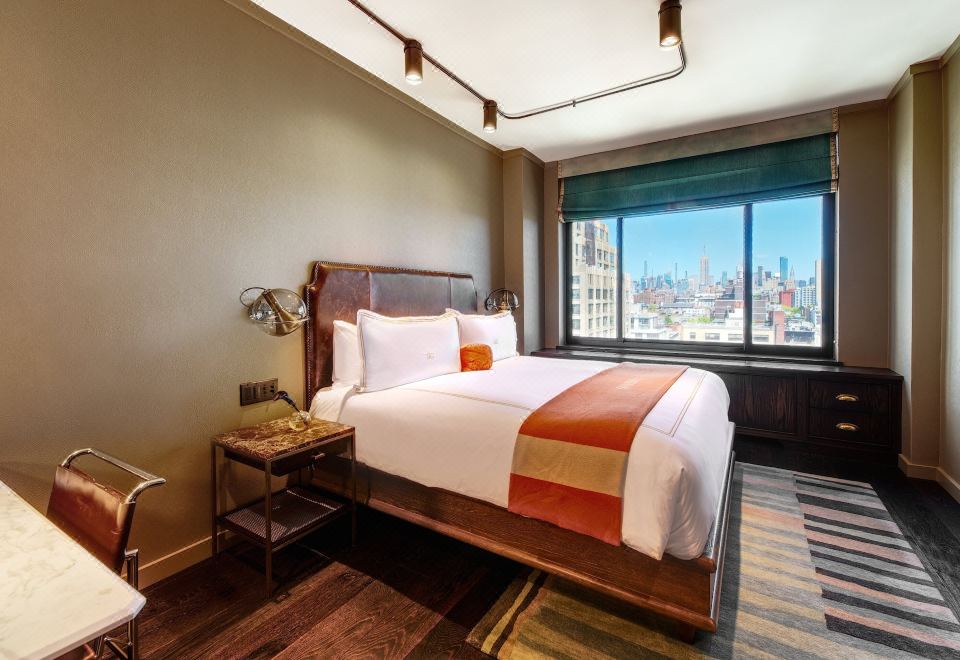 Deluxe Room, 1 King Bed (D Grand)