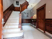Maverick Suites at 89 Marion Hotels in Brookline
