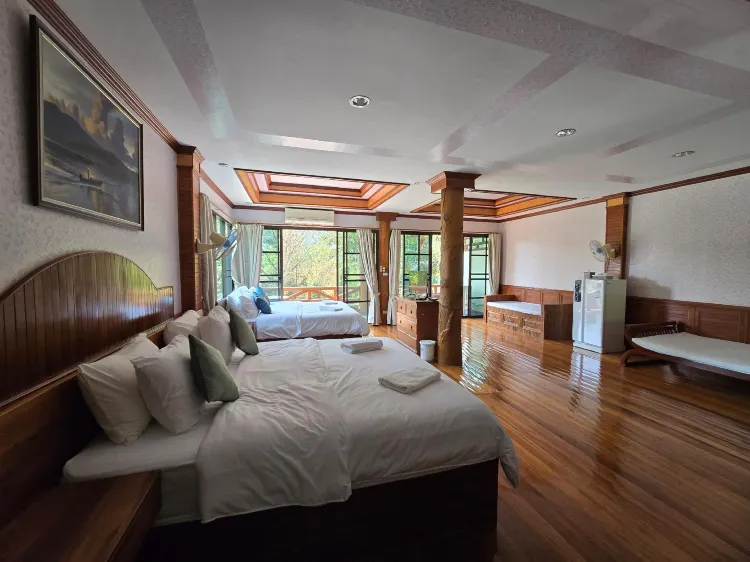 วิวน้ำตกแฟมิลี่