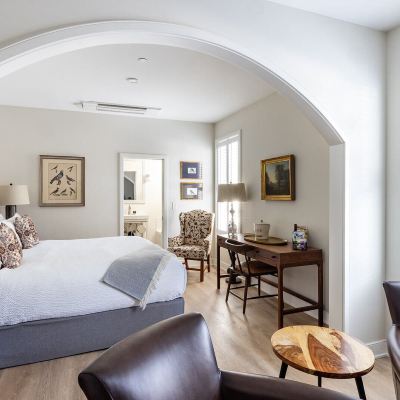 Standard King Suite-Non-Smoking Briar Barn Inn Promo Code