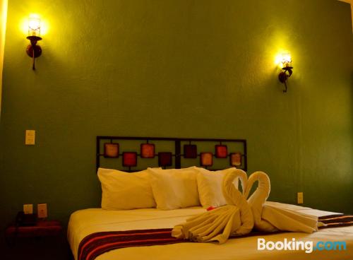 Hotel Aldama特大床房