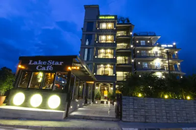 HOTEL LAKE STAR โรงแรมใน