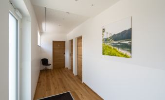 Hotel Garni Max Zwo - Housity