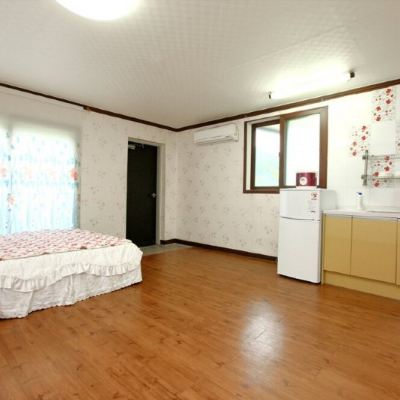 Lilac(Check-in 15:00) Sangju Pine Forest Pension Promo Code