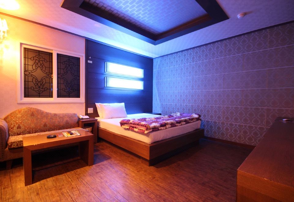 Gumi New Genesys General Room