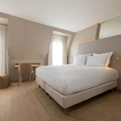 Junior Suite Hotel Beige Promo Code