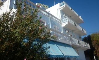Hotel Miramare - Housity