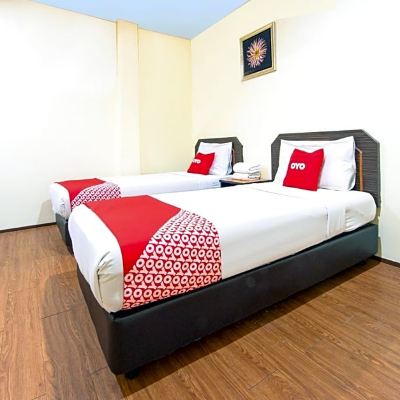 Deluxe Twin Room  Kupon OYO 90422 T-signature Hotel Kuala Lumpur