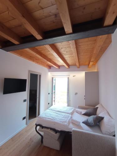 Le Terre di GuTriple Room with Balcony