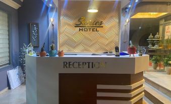 Stories Hotel - Housity
