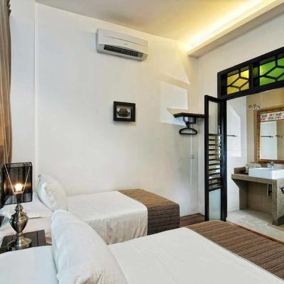 Bilik Superior Kupon Courtyard @ Heeren Boutique Hotel