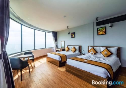 带海景的家庭双床房