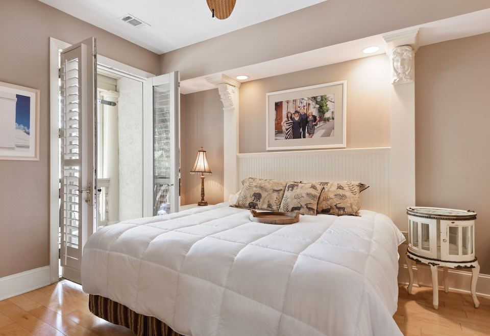 House, Multiple Beds, Pool Access, Garden View