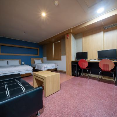 Twin 2Pc-1 Gaming Pc + 1 General Pc-Air Dresser (Youtube View Available, King + Single Bed) Gimje Jjim 쿠폰