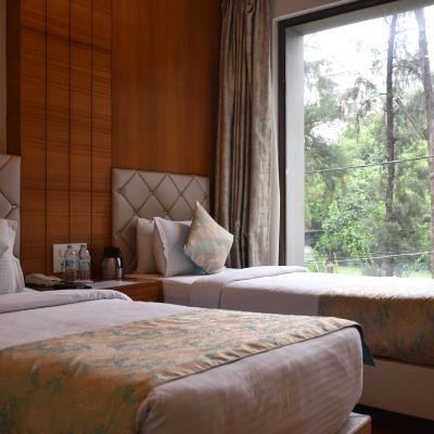 Deluxe Double Room, Non Smoking, Park View Meadows Promo Code