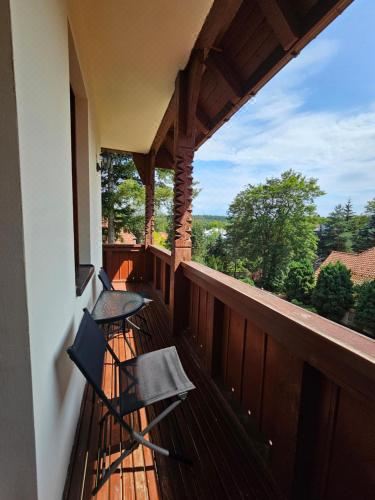 带阳台的三人房