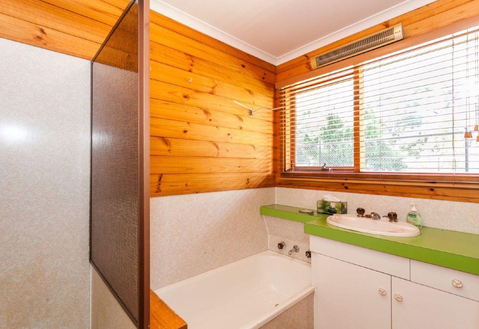 La TiendaFour-Bedroom House