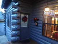 Cozy Ozarks Escape Near Branson ~ Perfect for Couples & Families