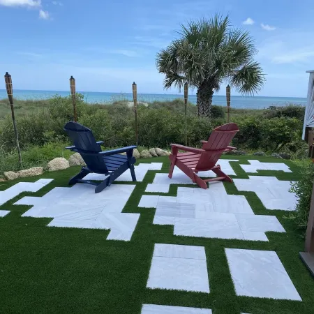 Beach Front/Heated Pool/Spa. Ocean Views, Umbrella+Lounger for Beach, Balconies