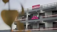Hotel Spark Inn || Near Motherhood Hospital