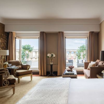 小型套房——帶加床露台（2名成人+1名孩童） 布達佩斯紐約宮殿安納塔拉飯店 - 立鼎世飯店集團優惠