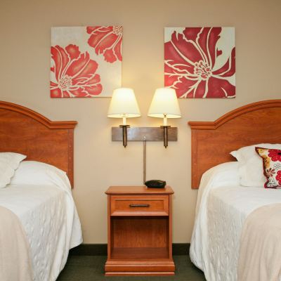 Double Queen Room Hotel Glenwood Springs Promo Code