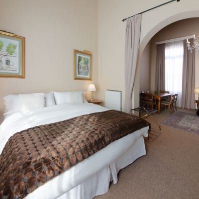 Superior Villa Hotel del Casco Promo Code