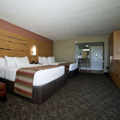 Grand Room, 2 Queen Beds, Beach View DeSoto Beach Hotel Promo Code