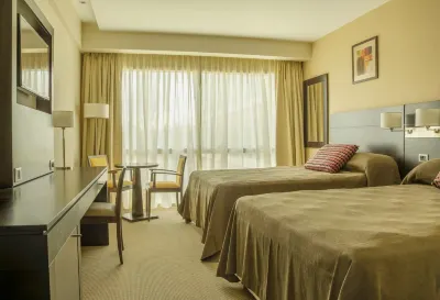 Howard Johnson by Wyndham Neuquen Hôtels à : 