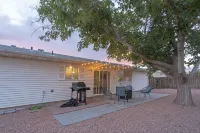 3 Bedroom With Stunning Yard Close to Horseshoe.