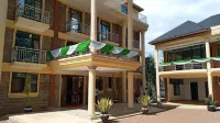HOTEL DISCRETION LTD Hotele w: 